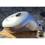 Aprilia Üzemanyagtartály